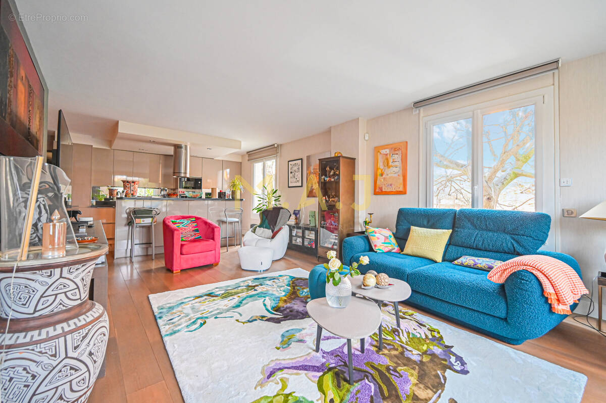 Appartement à LE PERREUX-SUR-MARNE