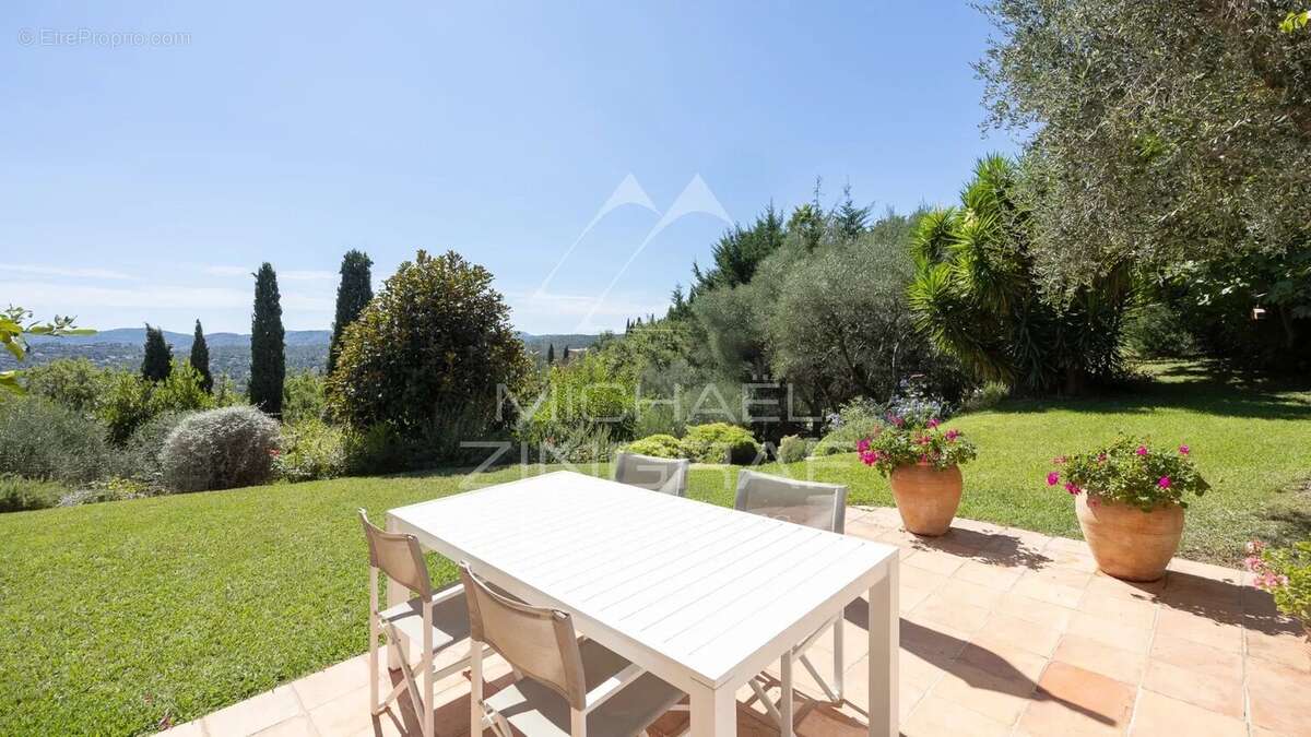 Maison à SPERACEDES