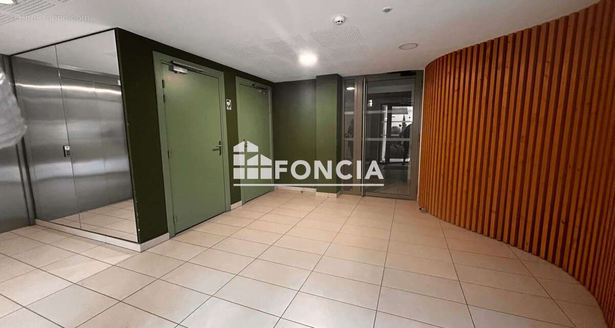 Appartement à MARSEILLE-9E