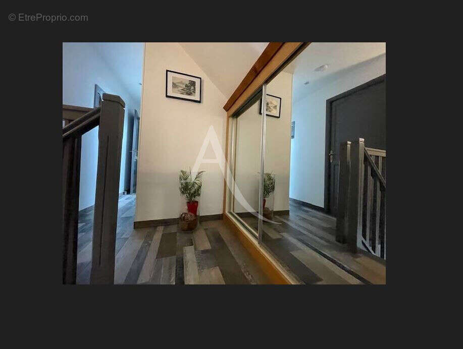 Maison à OZOIR-LA-FERRIERE