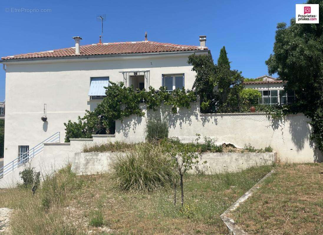 Maison à VALENSOLE
