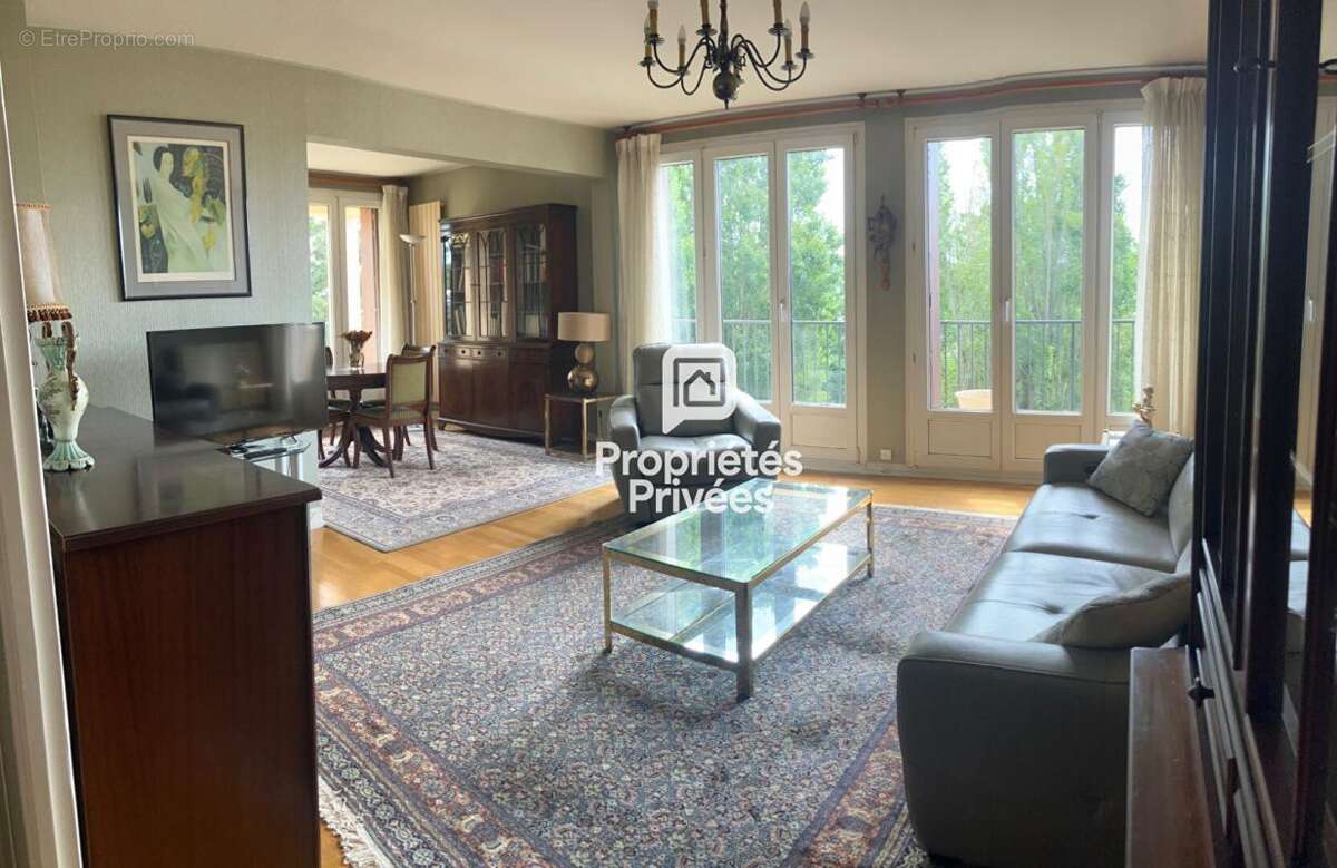 Appartement à LE CHESNAY
