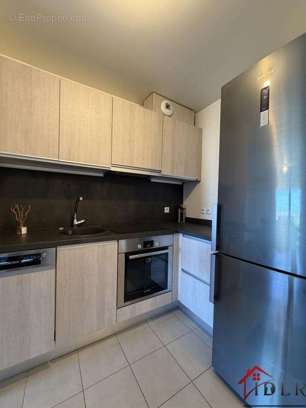 Appartement à LE BLANC-MESNIL