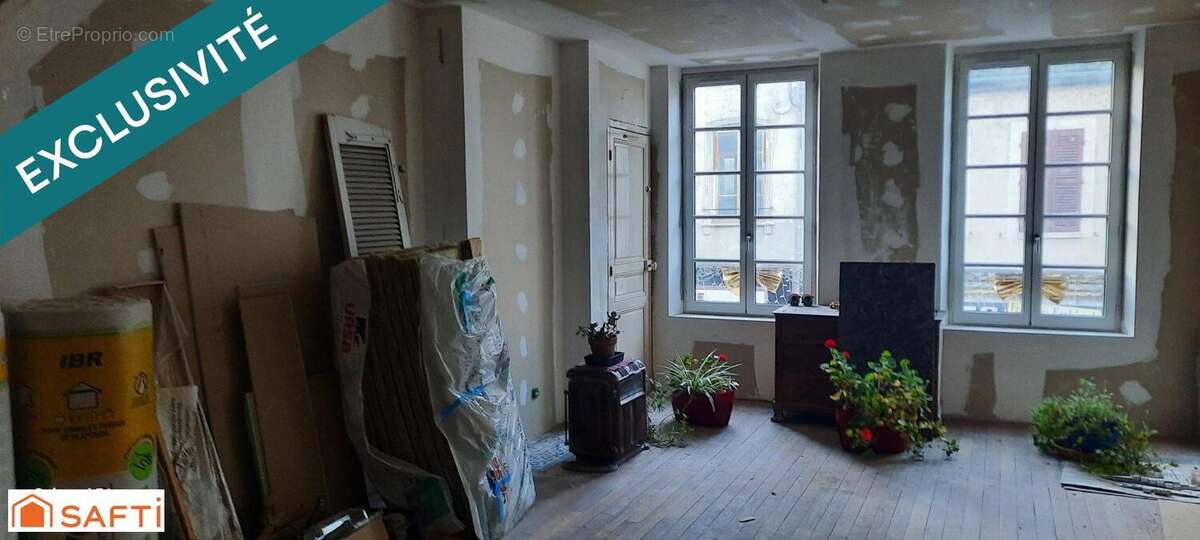 Photo 2 - Appartement à VILLENEUVE-SUR-YONNE