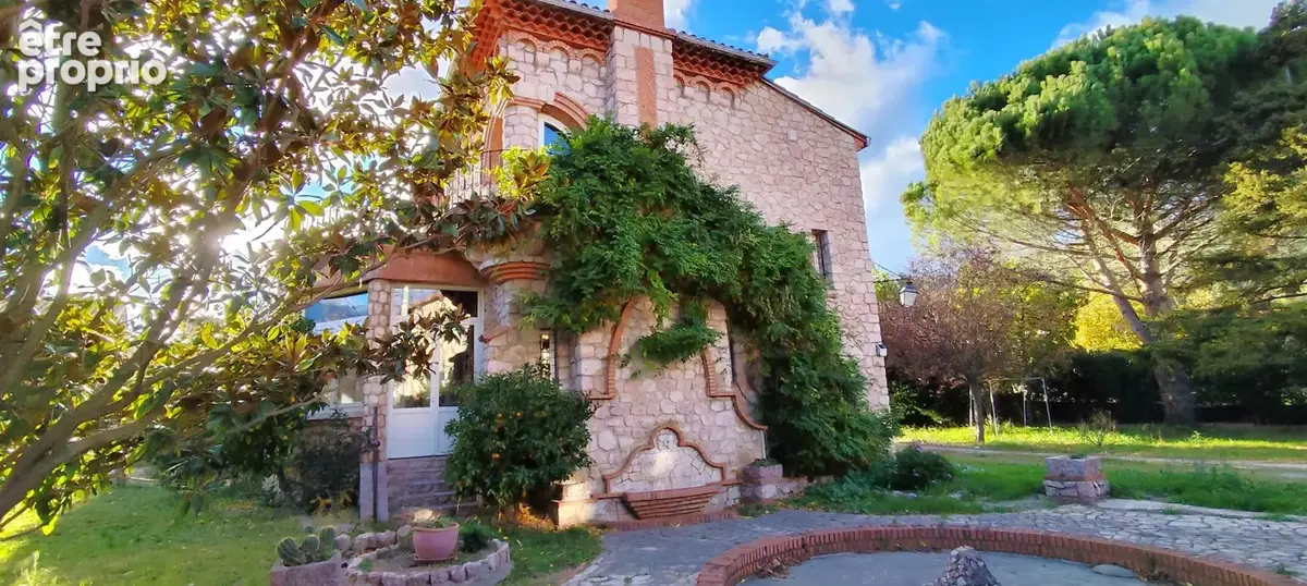 Prades - maison bourgeoise authentique en marbre rose - piscine - vue canigou - photo 3