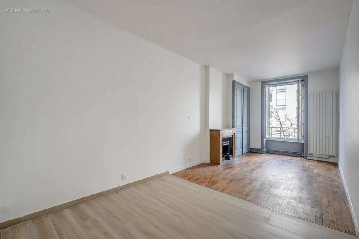Appartement à LYON-7E