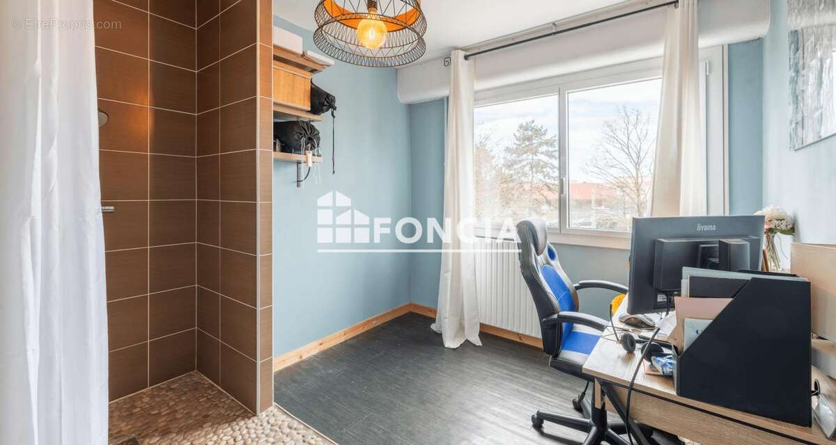 Appartement à LYON-8E