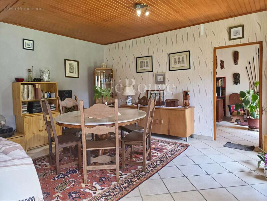 Appartement à PELLEGRUE