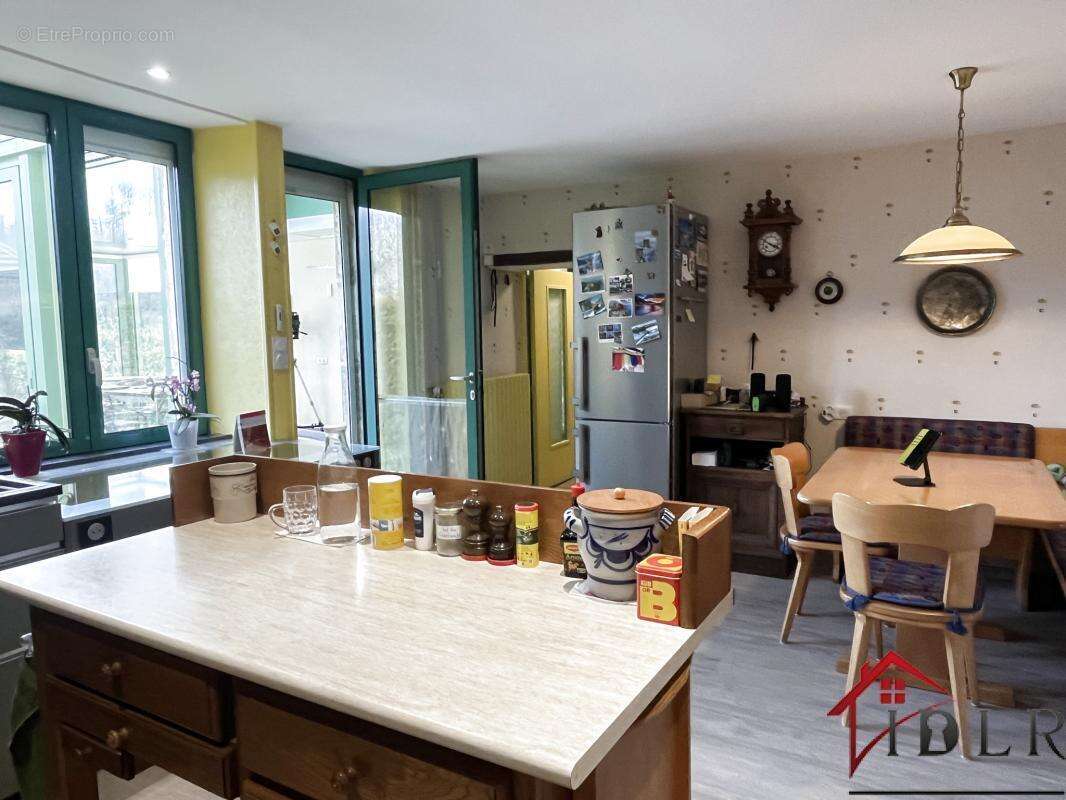 Propriété de Prestige au Coeur de la Nature - 192 m2 habitabl - photo 4