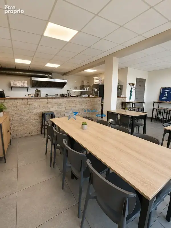 Commerce 61 m² à vendre à Furiani (20600) - photo 3