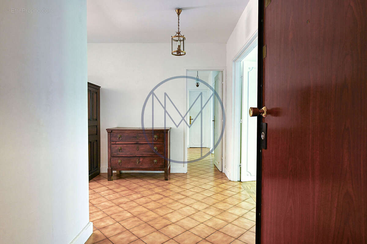 Appartement à VERSAILLES