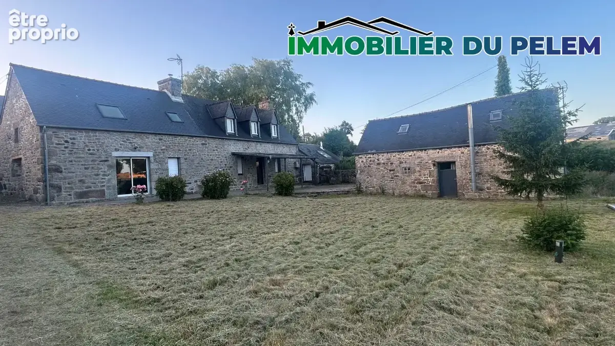 Longère bretonne avec gîte et dépendances - photo 16