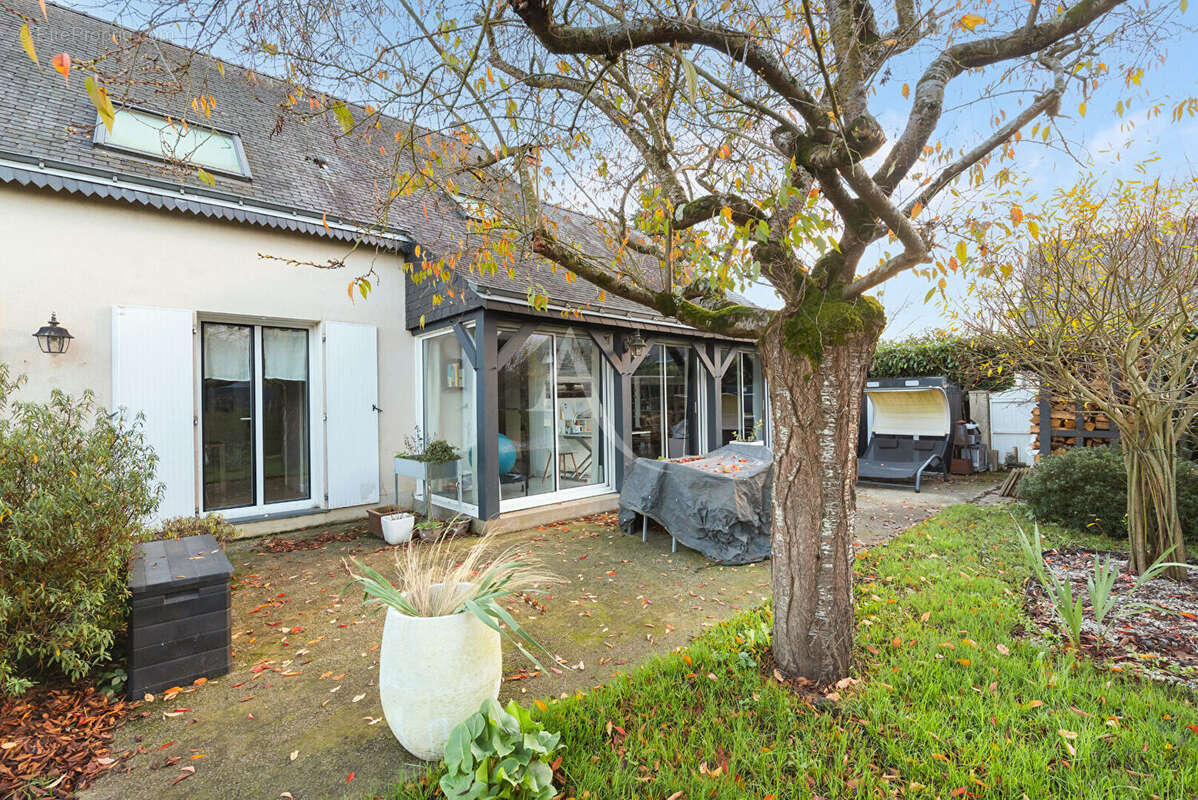 Maison à SAINT-MELAINE-SUR-AUBANCE