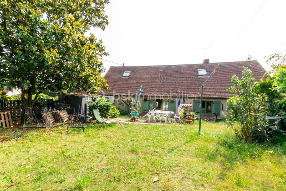 Maison à BRAY-EN-VAL