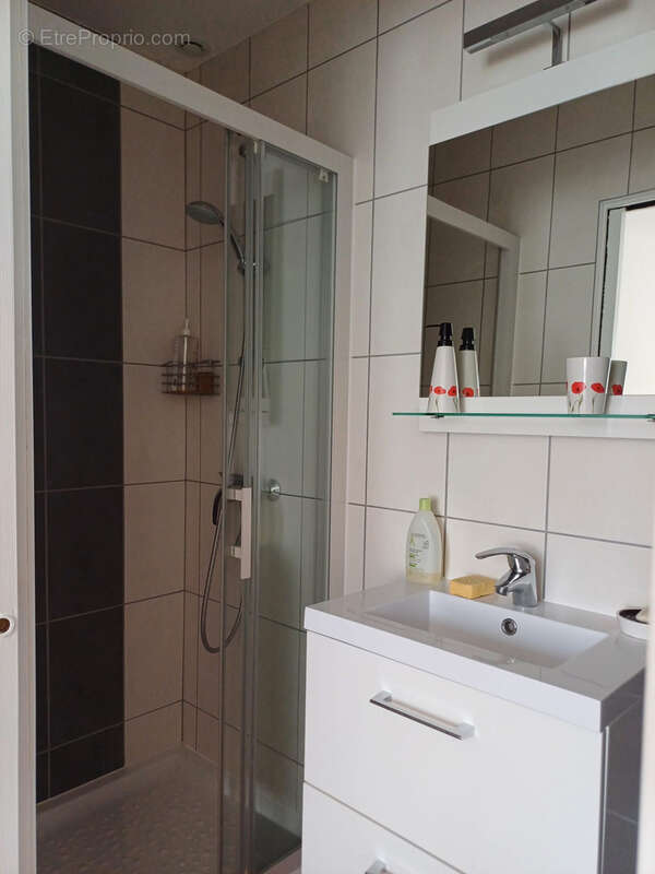 Maison à PUY-GUILLAUME