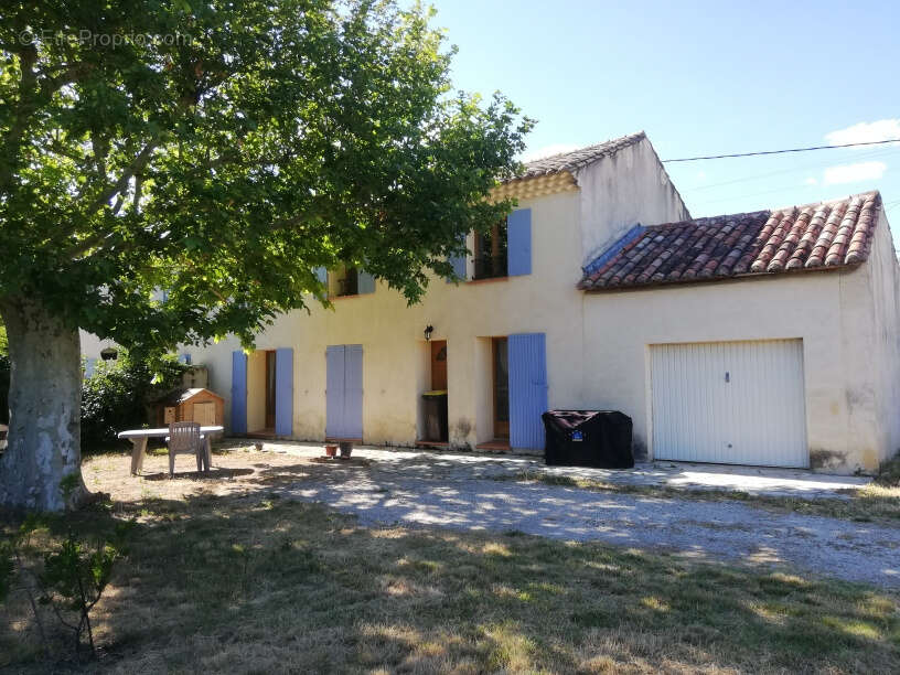 Maison à JONQUIERES