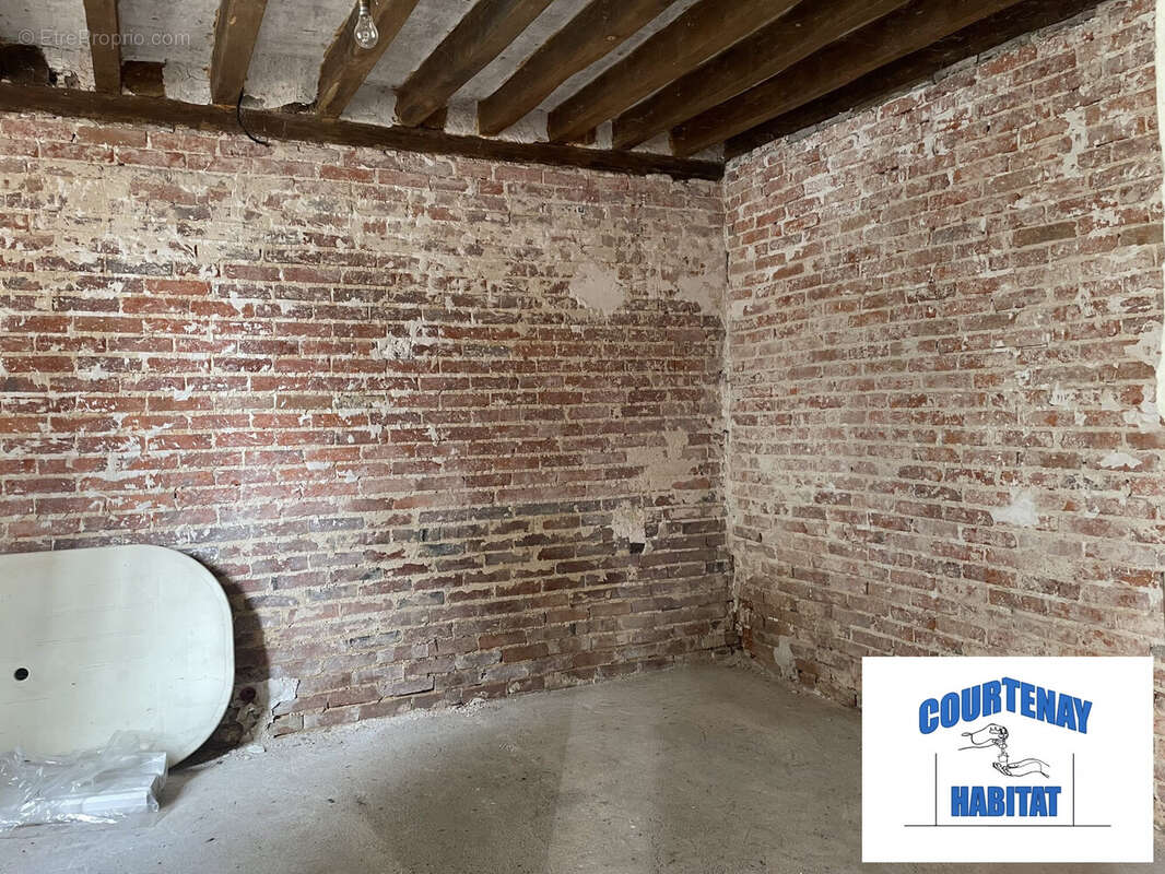 Maison 80 m² à Trigueres  - photo 6