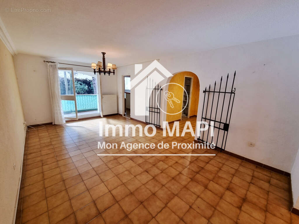 Appartement à LATTES