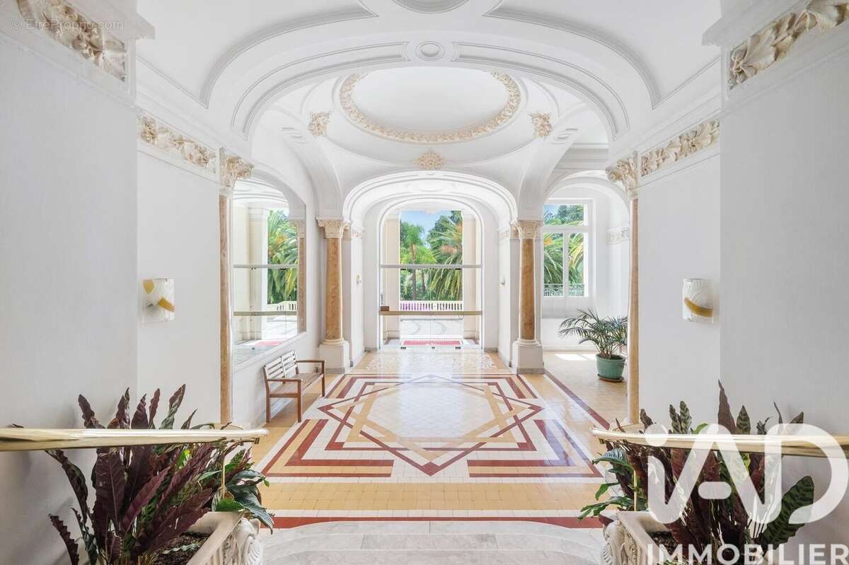 Photo 2 - Appartement à MENTON