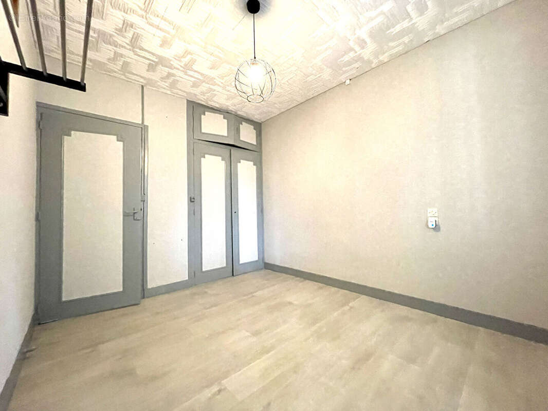 Maison à BETZ-LE-CHATEAU