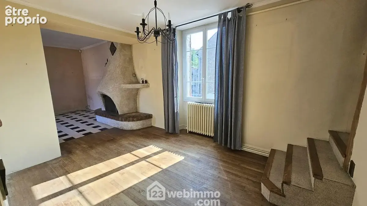 Une salle à manger lumineuse...
