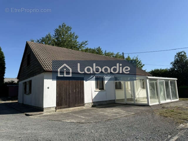 EXCLUSIVITE, maison d'habitation de plain-pied de 101m2, 4 chambres, terrain de 1540m2. - photo 2