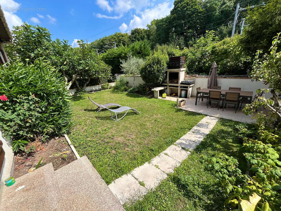 Maison à TREMBLAY-EN-FRANCE