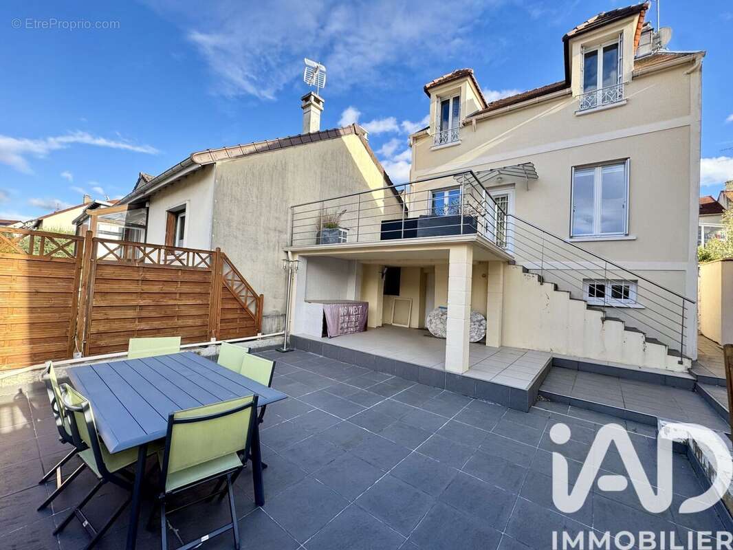 Maison 91 m² à Chaville  - photo 8