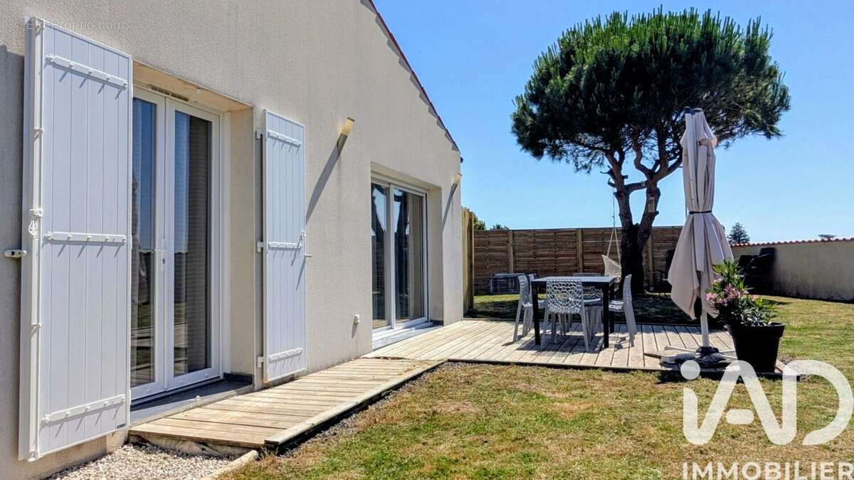 Photo 3 - Maison à PORT-DES-BARQUES