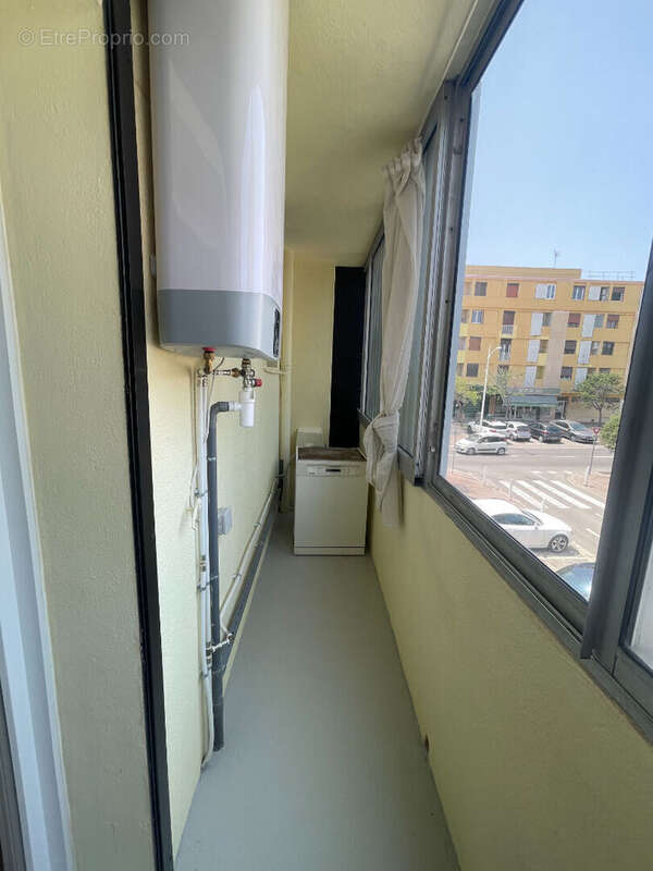 Appartement à CARRY-LE-ROUET