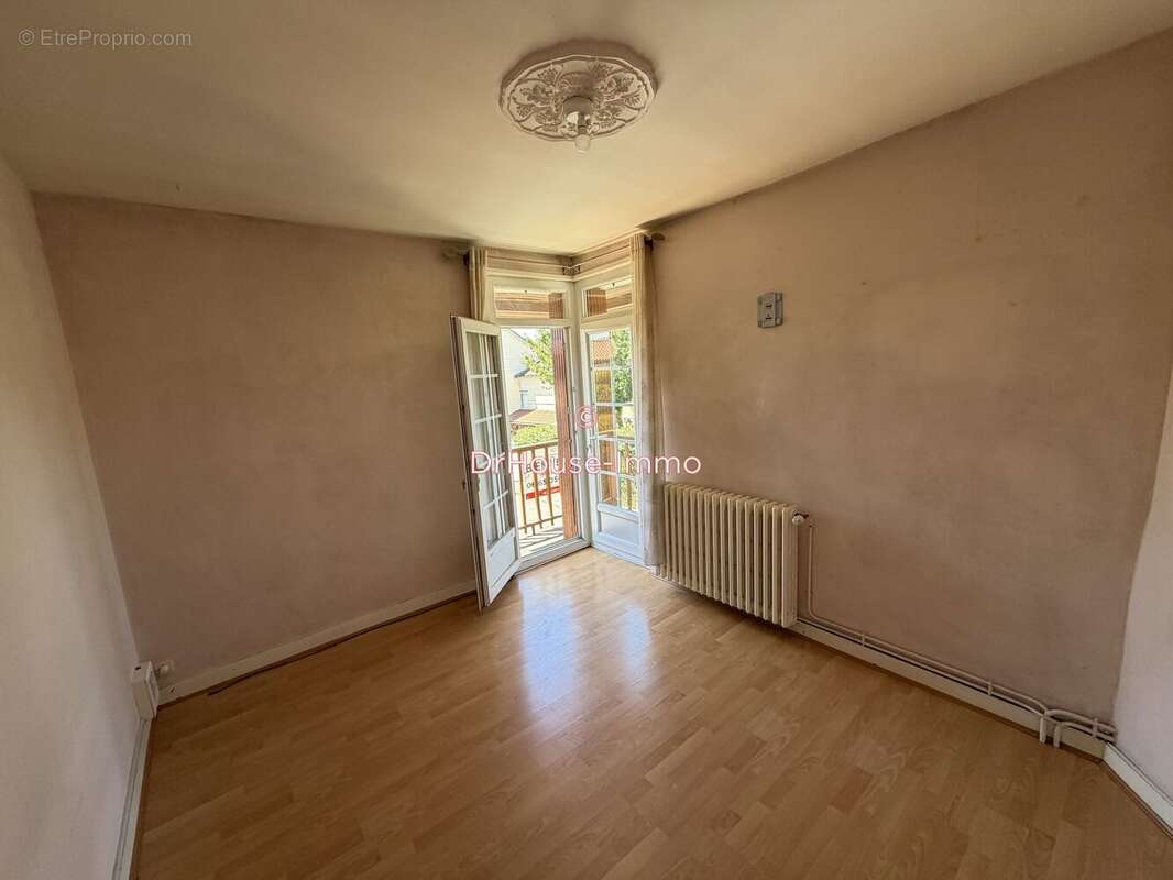 Maison 110 m² à Loudun  - photo 11