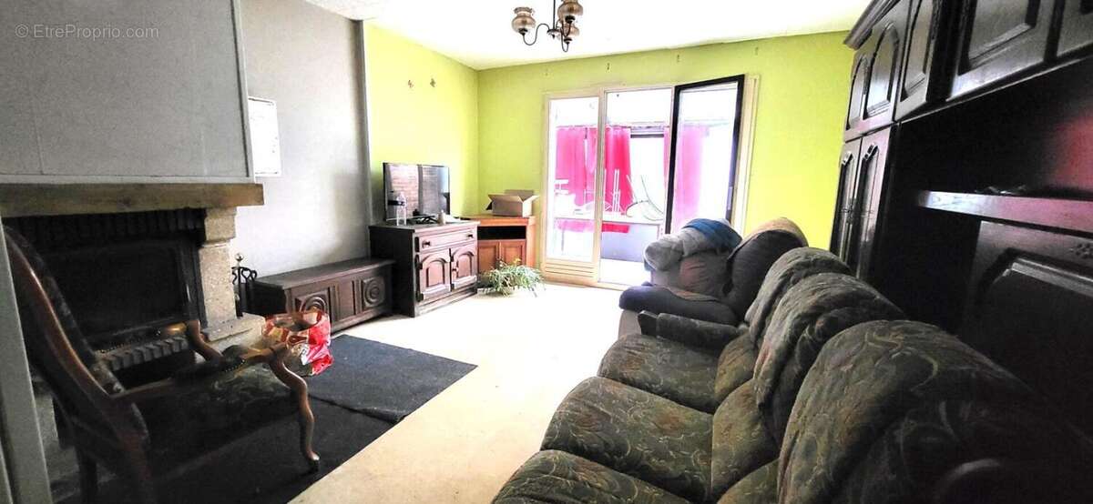 Maison à SAINT-ELOY-LES-MINES