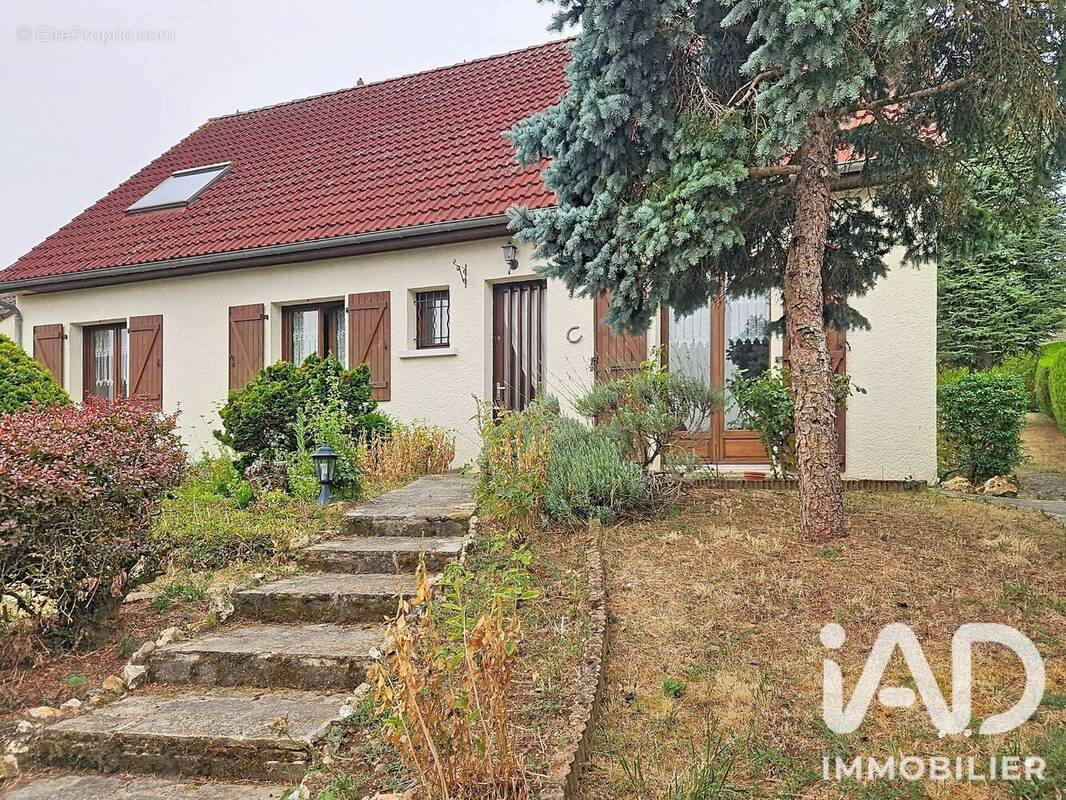 Photo 1 - Maison à SAINT-JULIEN-DU-SAULT
