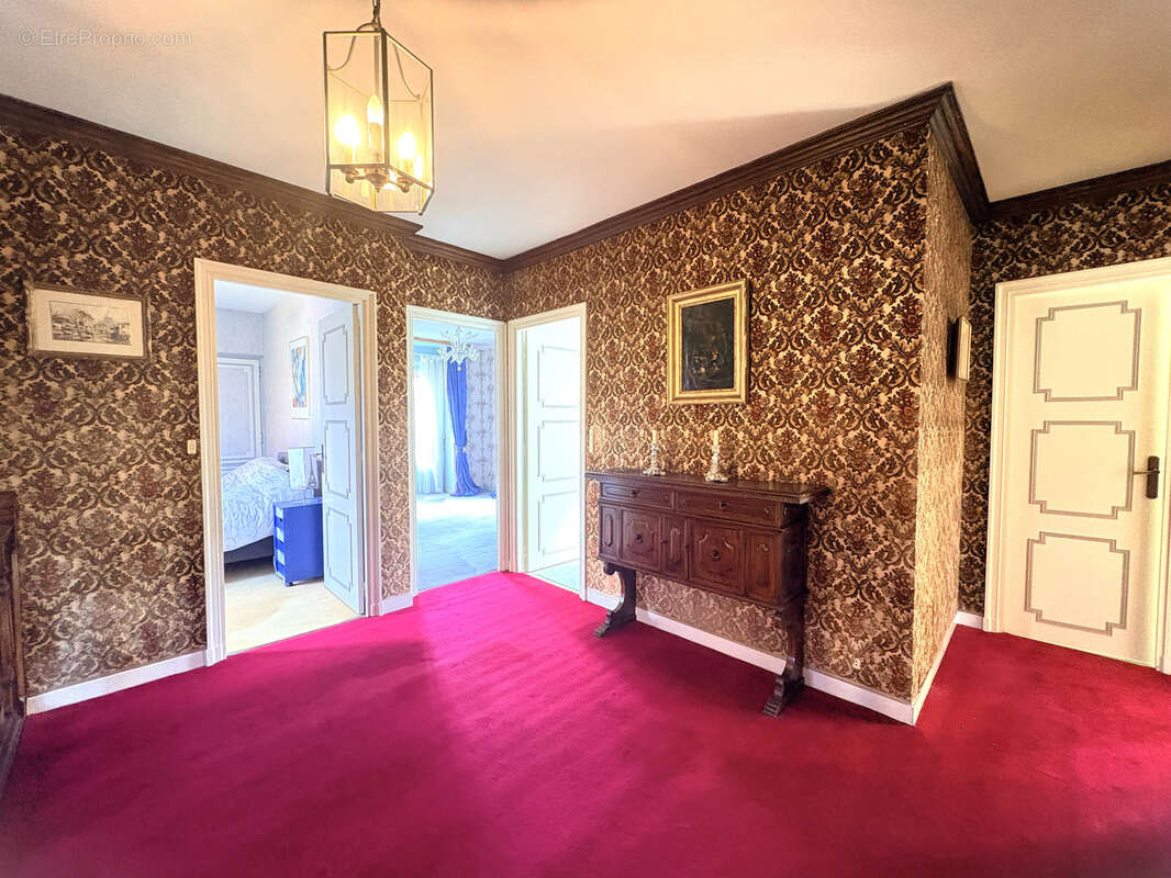 Maison à CHENNEVIERES-SUR-MARNE