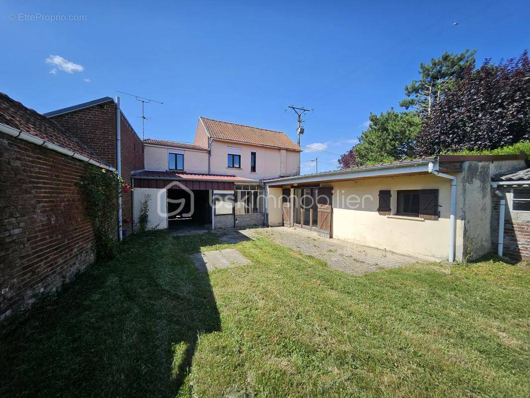 Maison à OVILLERS-LA-BOISSELLE