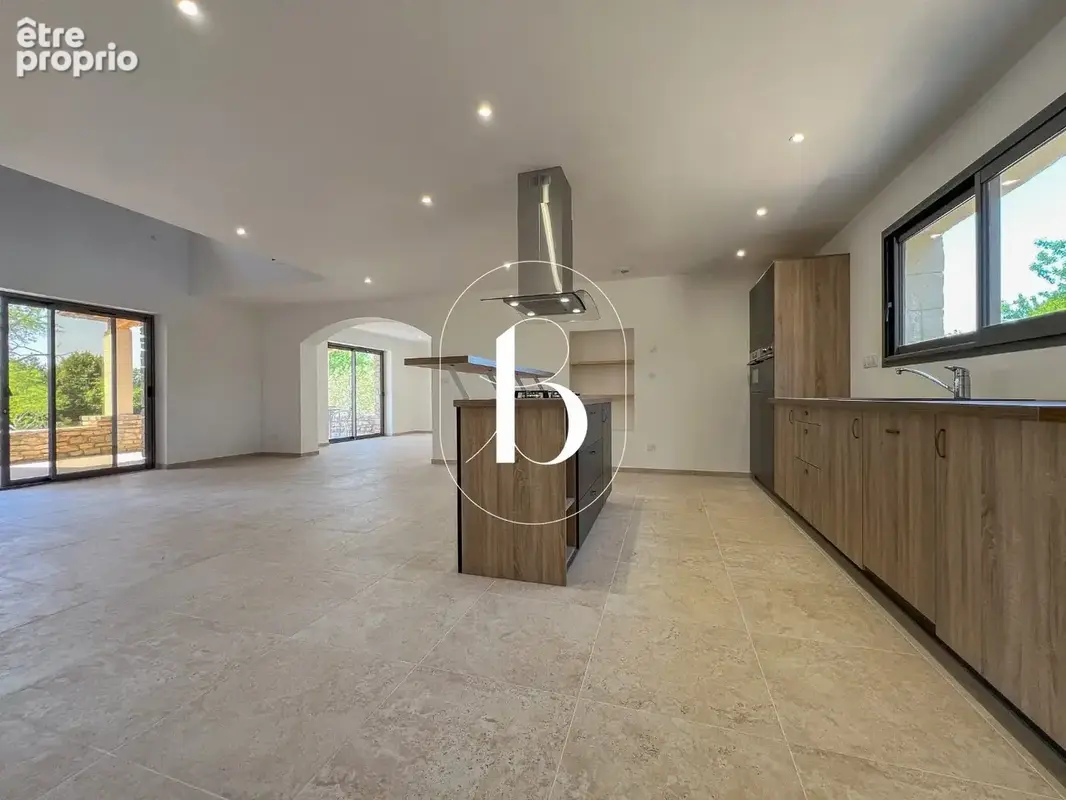 Maison 265 m² à Goudargues  - photo 16