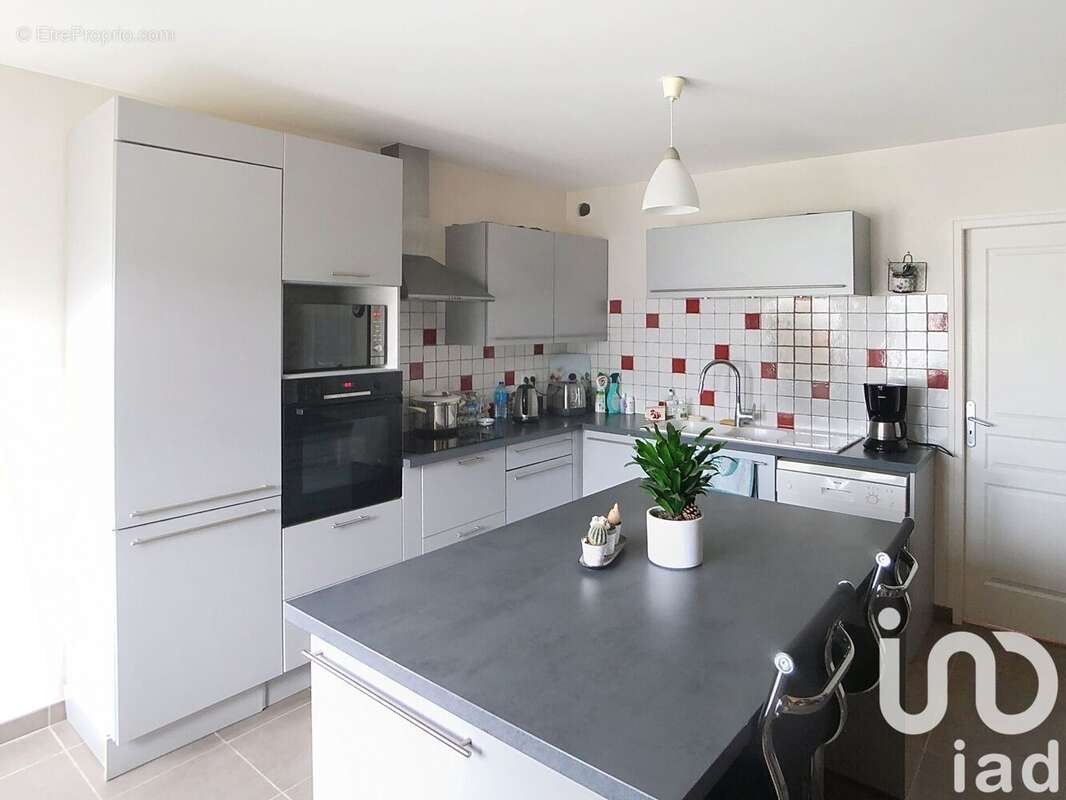 Photo 8 - Maison à YEVRE-LA-VILLE