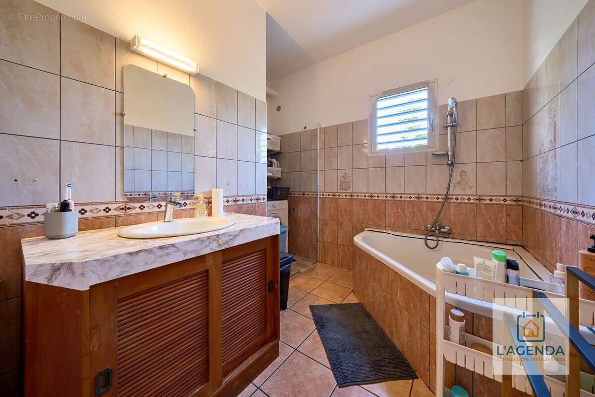 Maison à SAINT-JOSEPH