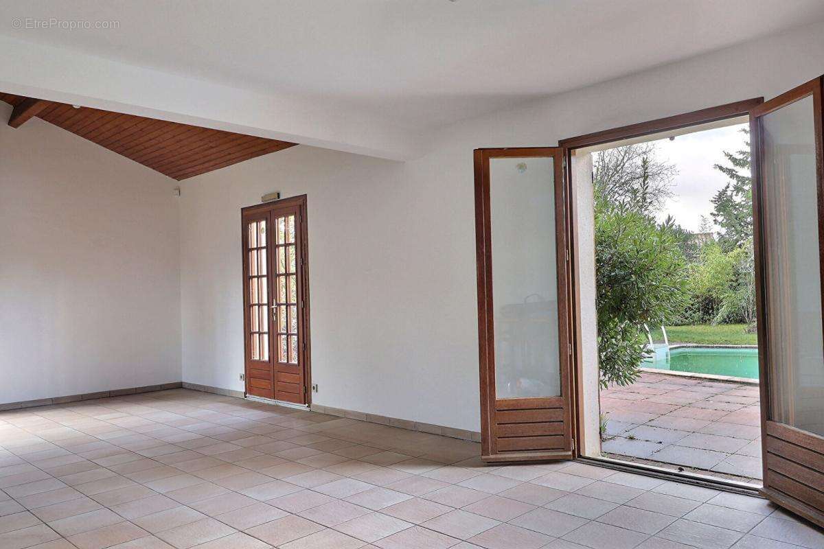 Maison à LESPARRE-MEDOC