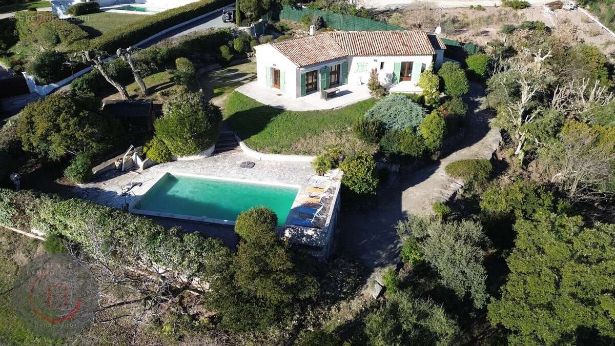 Maison à LES ADRETS-DE-L'ESTEREL