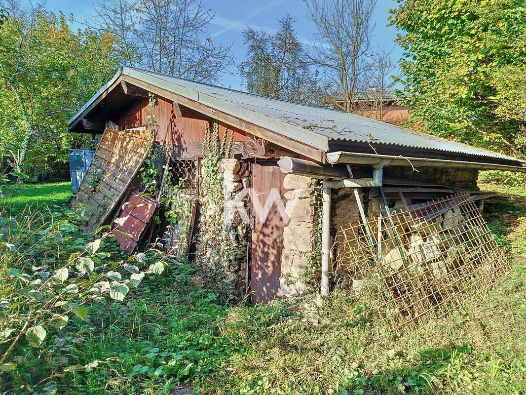 Terrain à VILLE-EN-SALLAZ