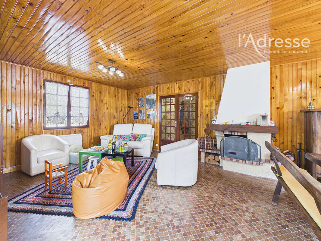 Maison à SAINT-MARTIN-DE-VALAMAS