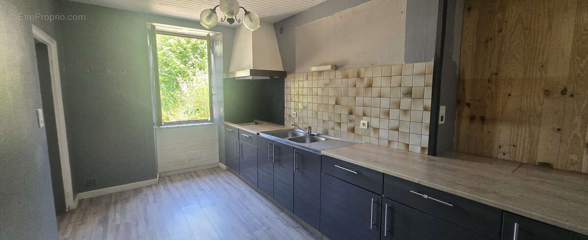 Maison avec dépendance à Saint Privat. - photo 6