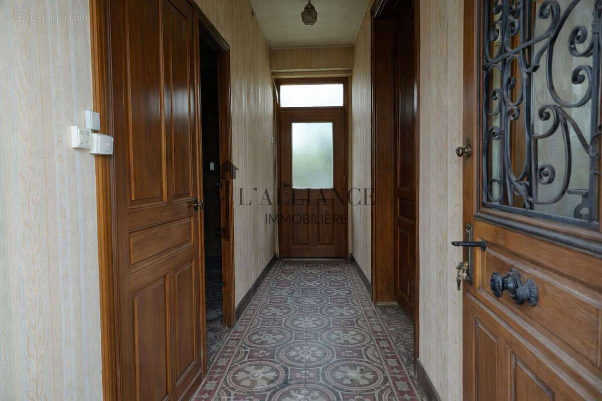 Après Travaux - Maison à BOURET-SUR-CANCHE