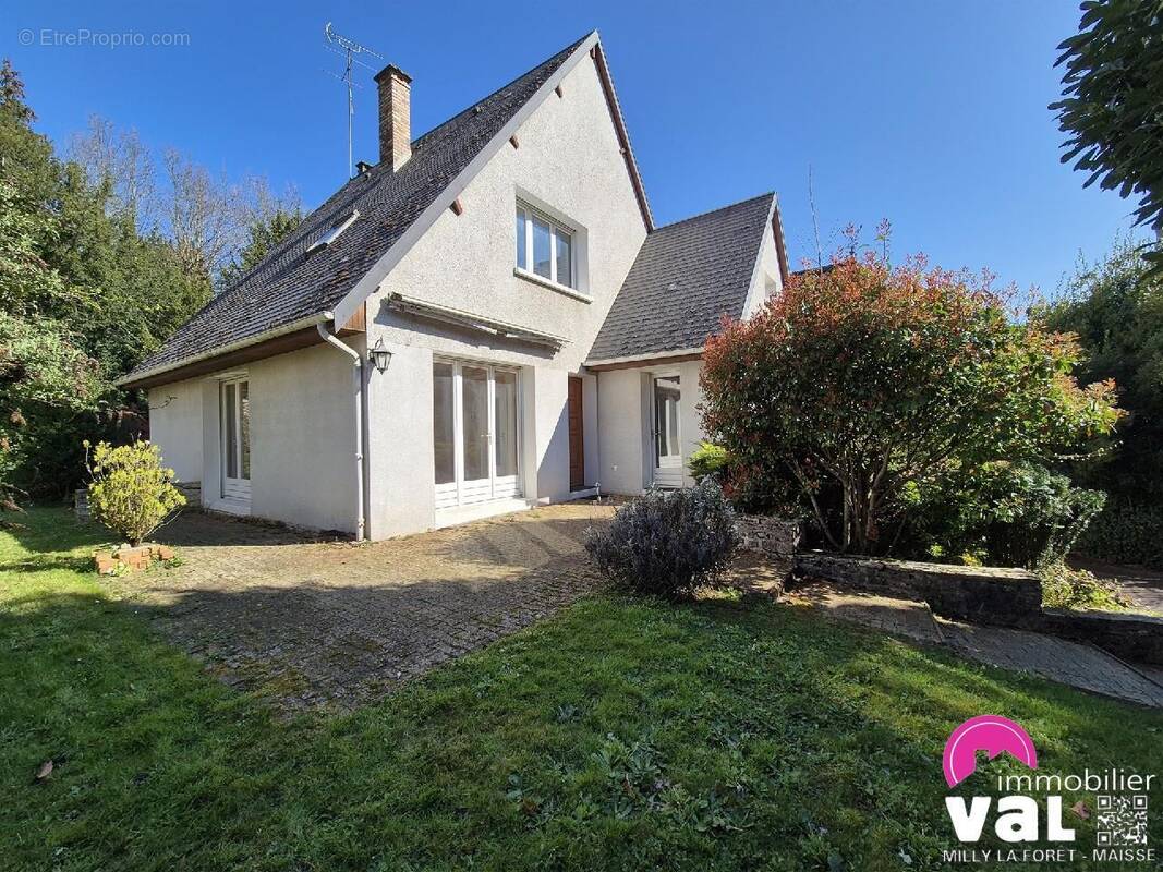 Maison à MILLY-LA-FORET