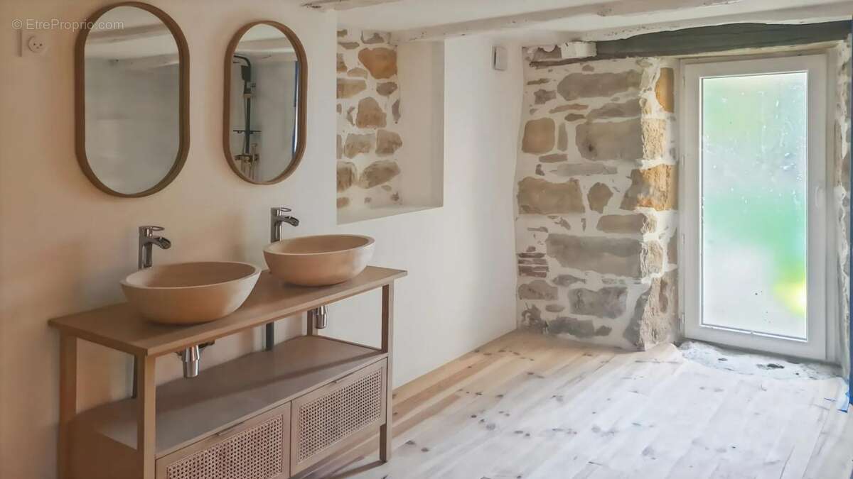 Maison à CAUSSE-ET-DIEGE