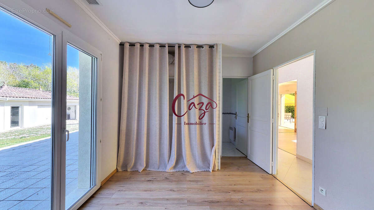 Maison à SALLEBOEUF