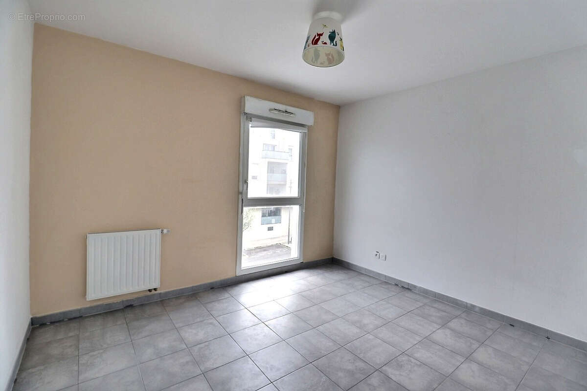 Appartement à JUVIGNAC