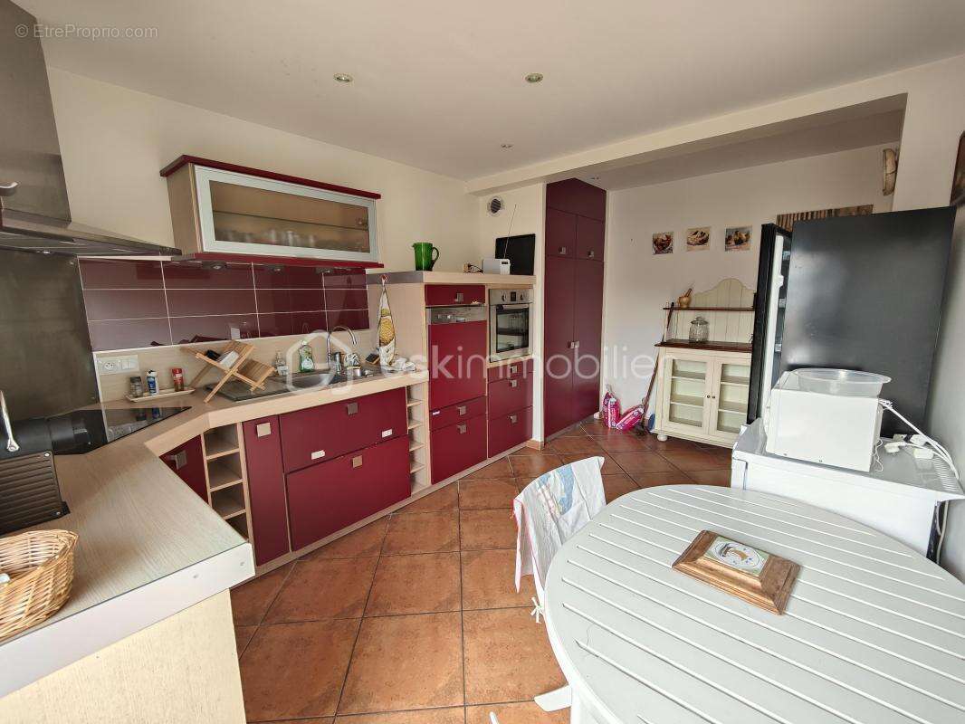 Appartement à MONTREDON-DES-CORBIERES