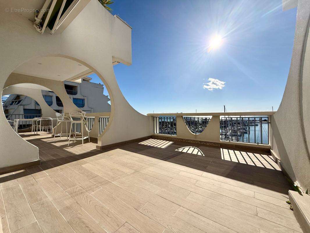 Appartement à LA GRANDE-MOTTE